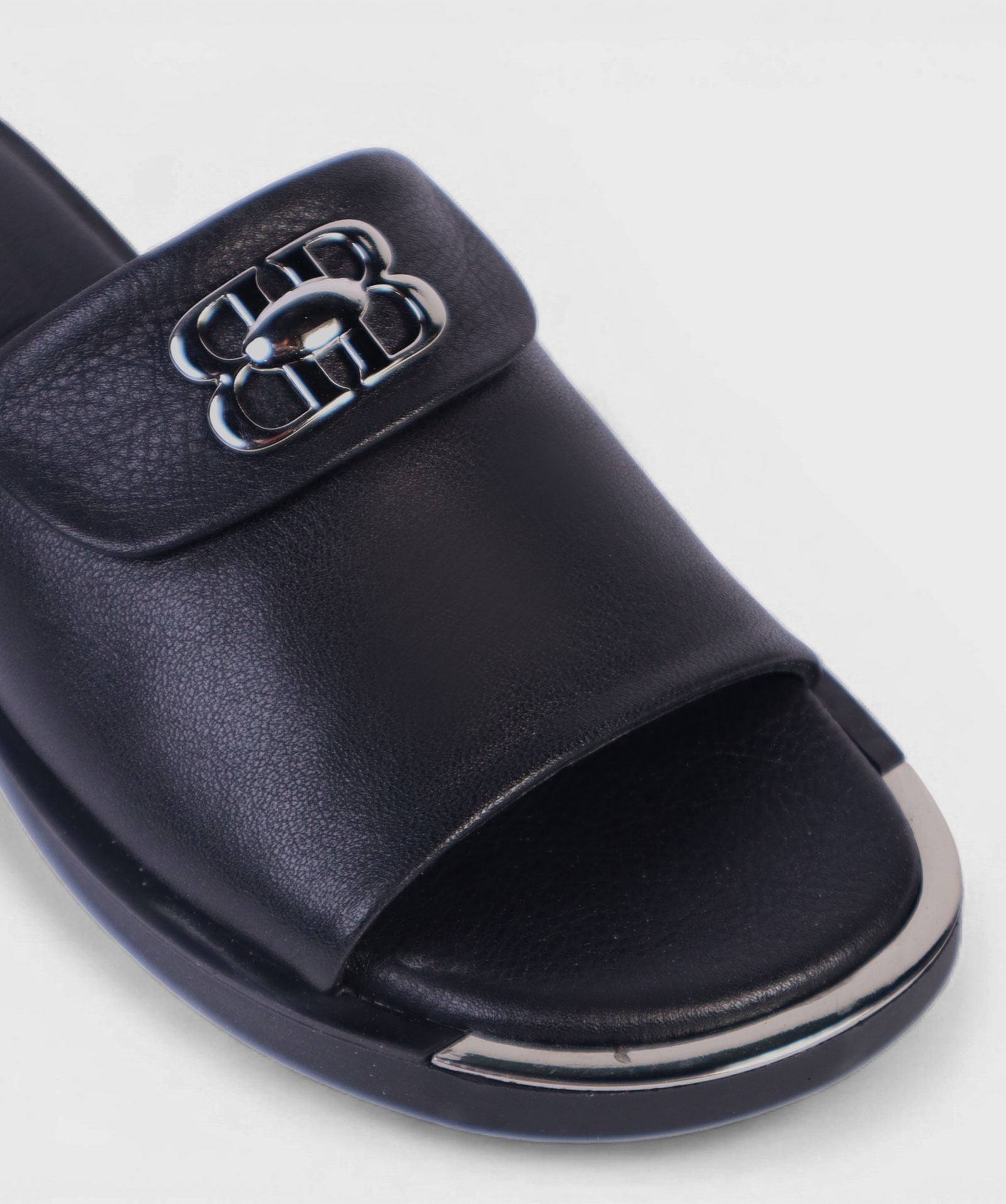 BLACK ZOE SS26 2006