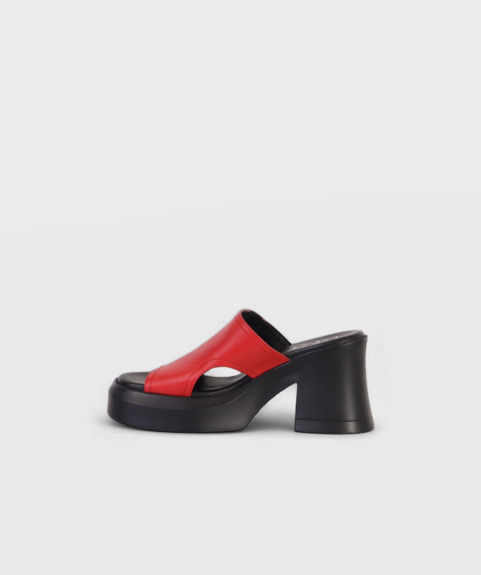 RED AL SS25 1723