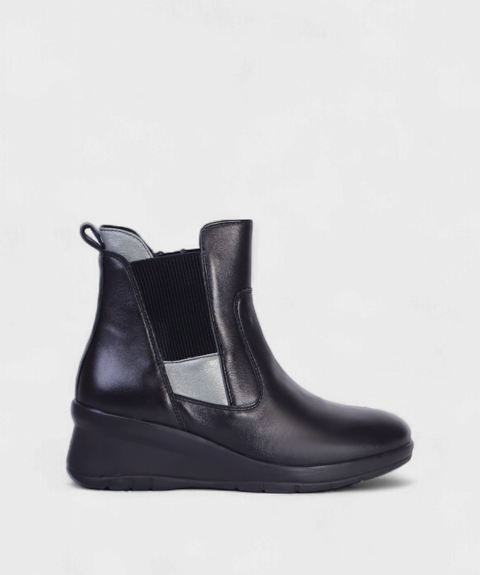 BLACK RIVA FW25 SL634