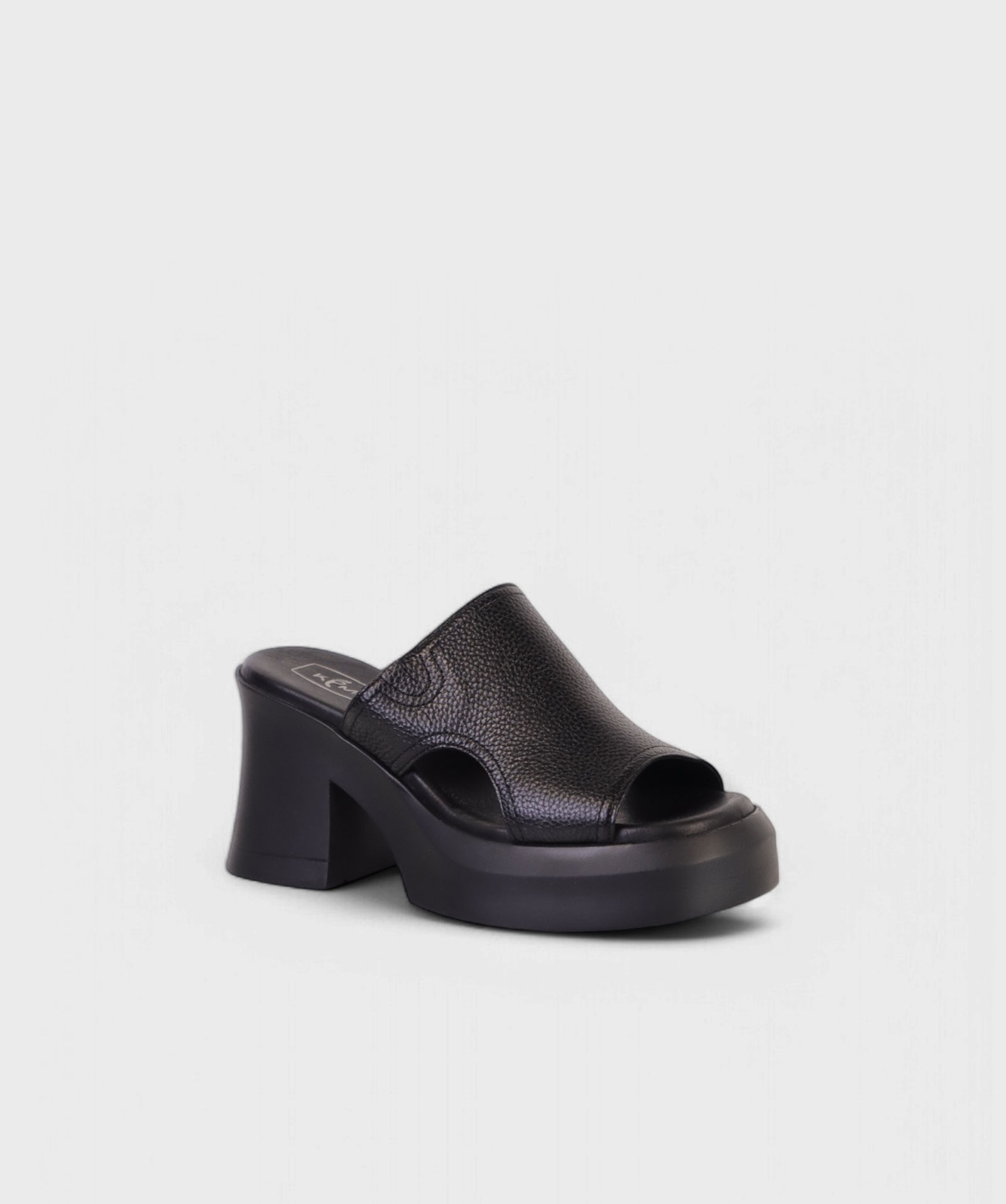 BLACK AL SS25 1723
