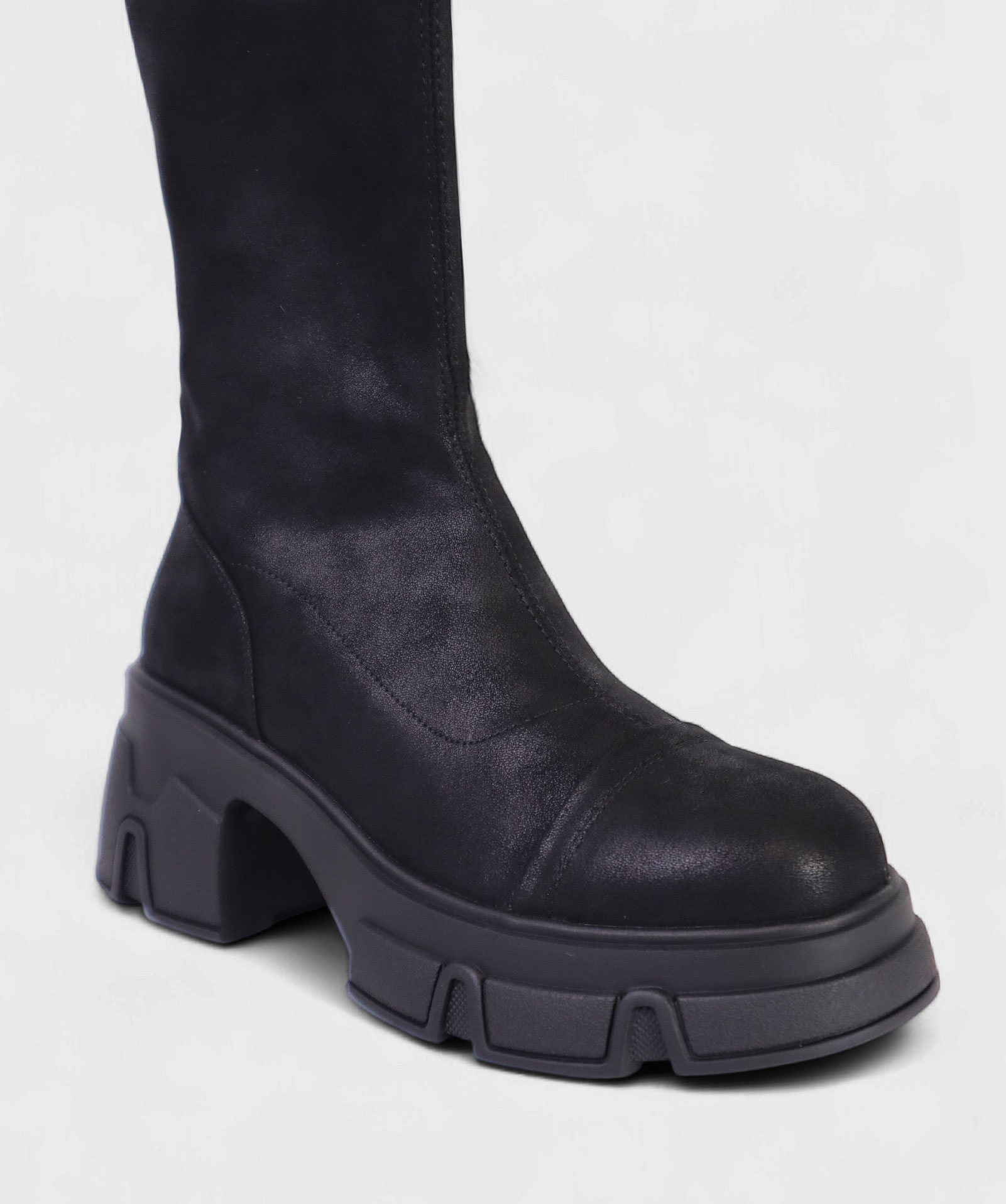 BLACK CATANIA FW25 K562