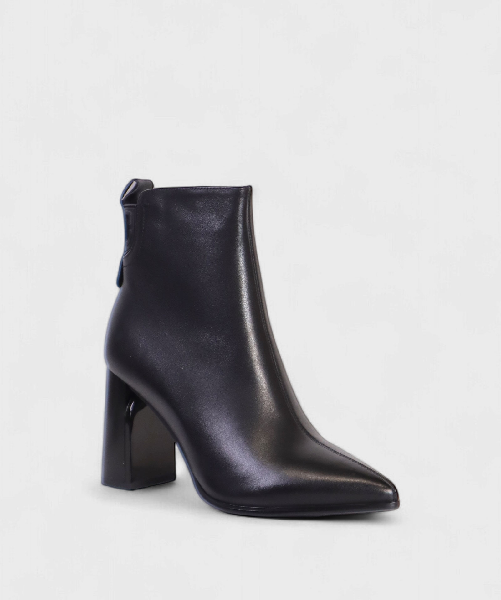 BLACK CATANIA FW25 LV731