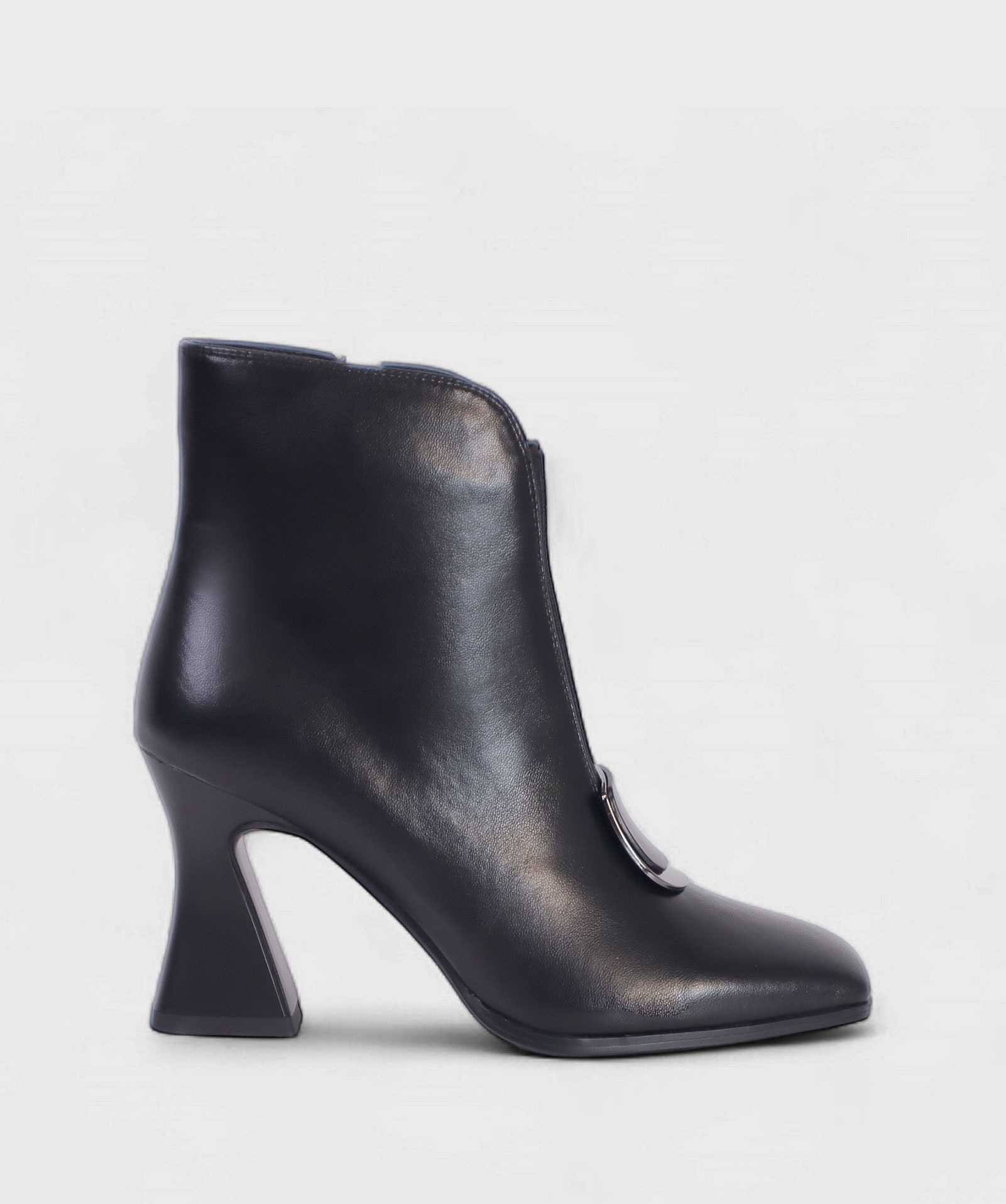BLACK CATANIA FW25 T25