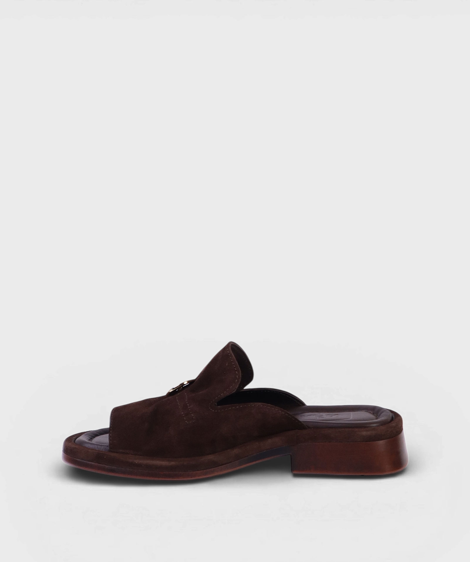 BROWN SUEDE ZOE SS26 2000