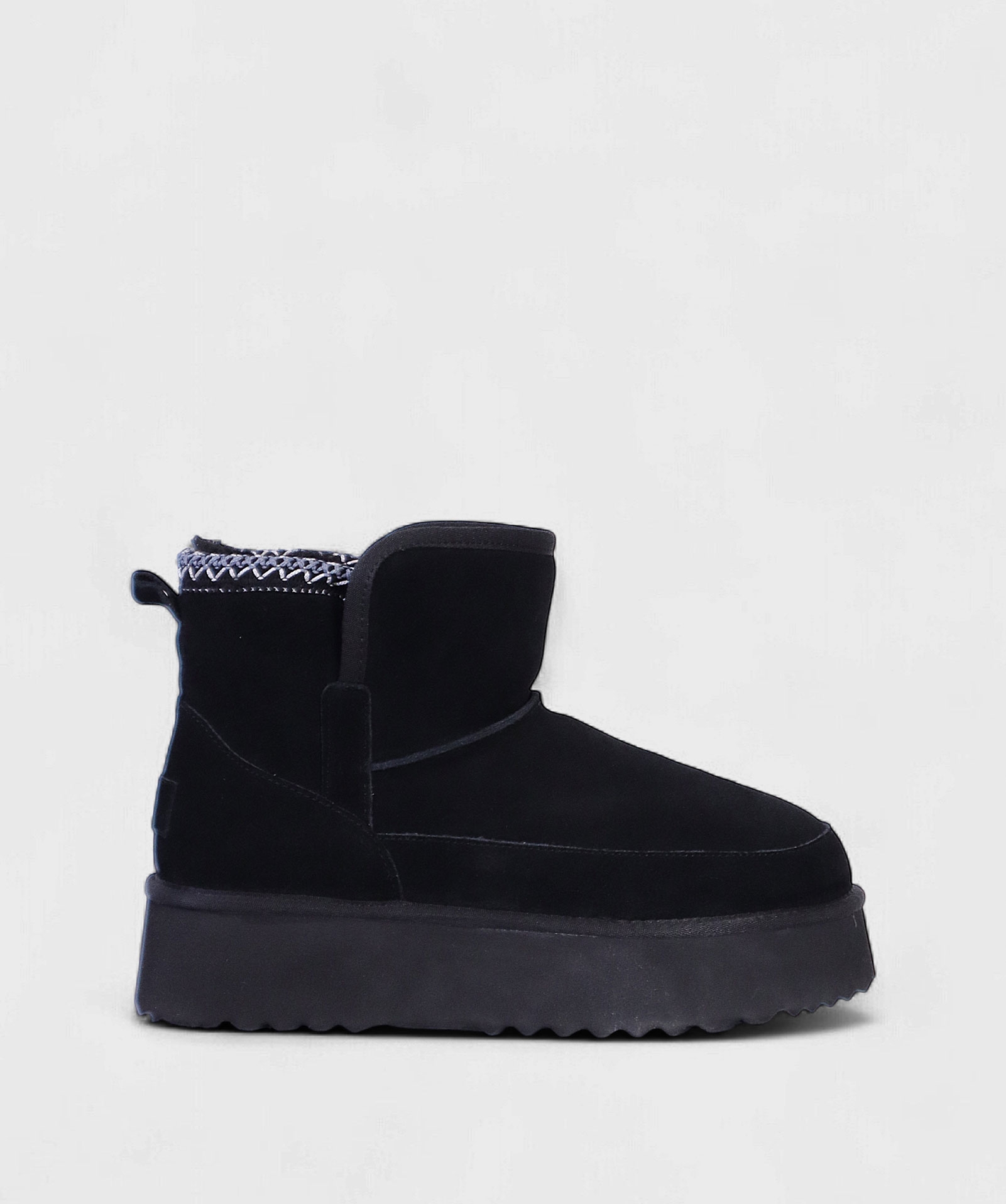 BLACK NORD FW25 D114JRGB