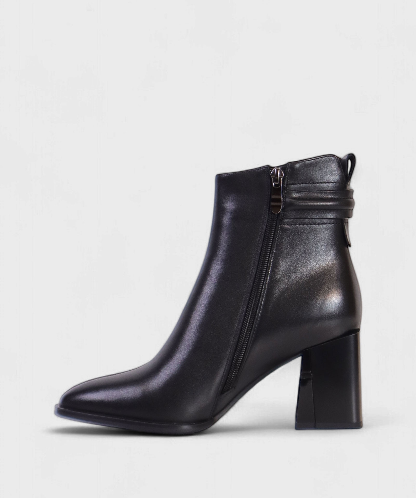 BLACK CATANIA FW25 LV765