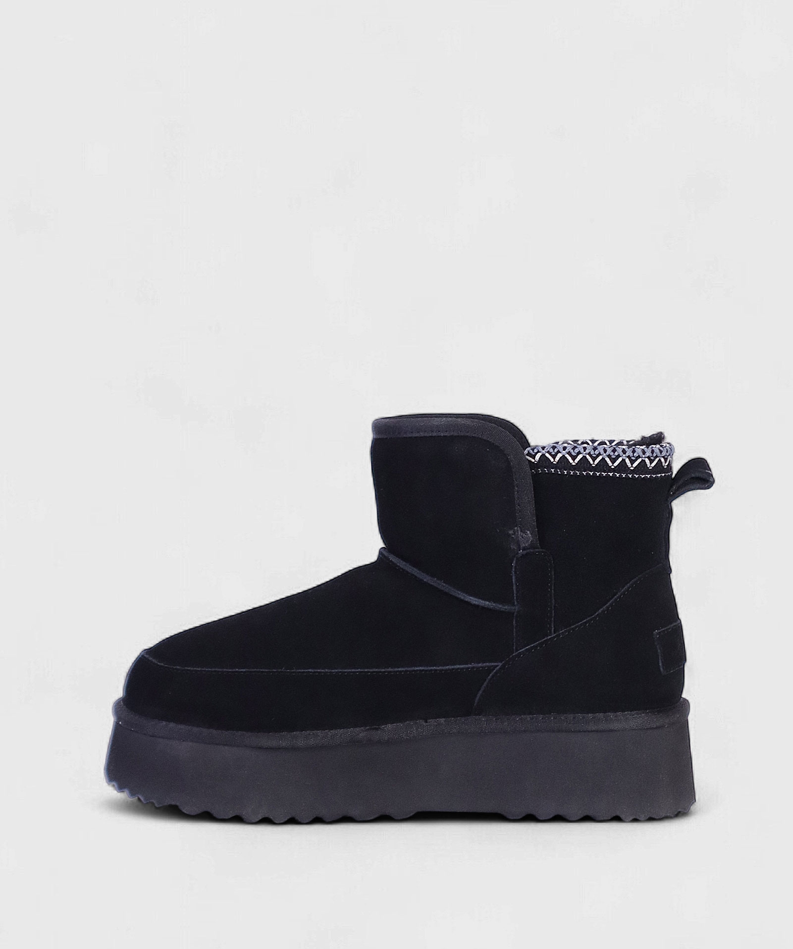 BLACK NORD FW25 D114JRGB