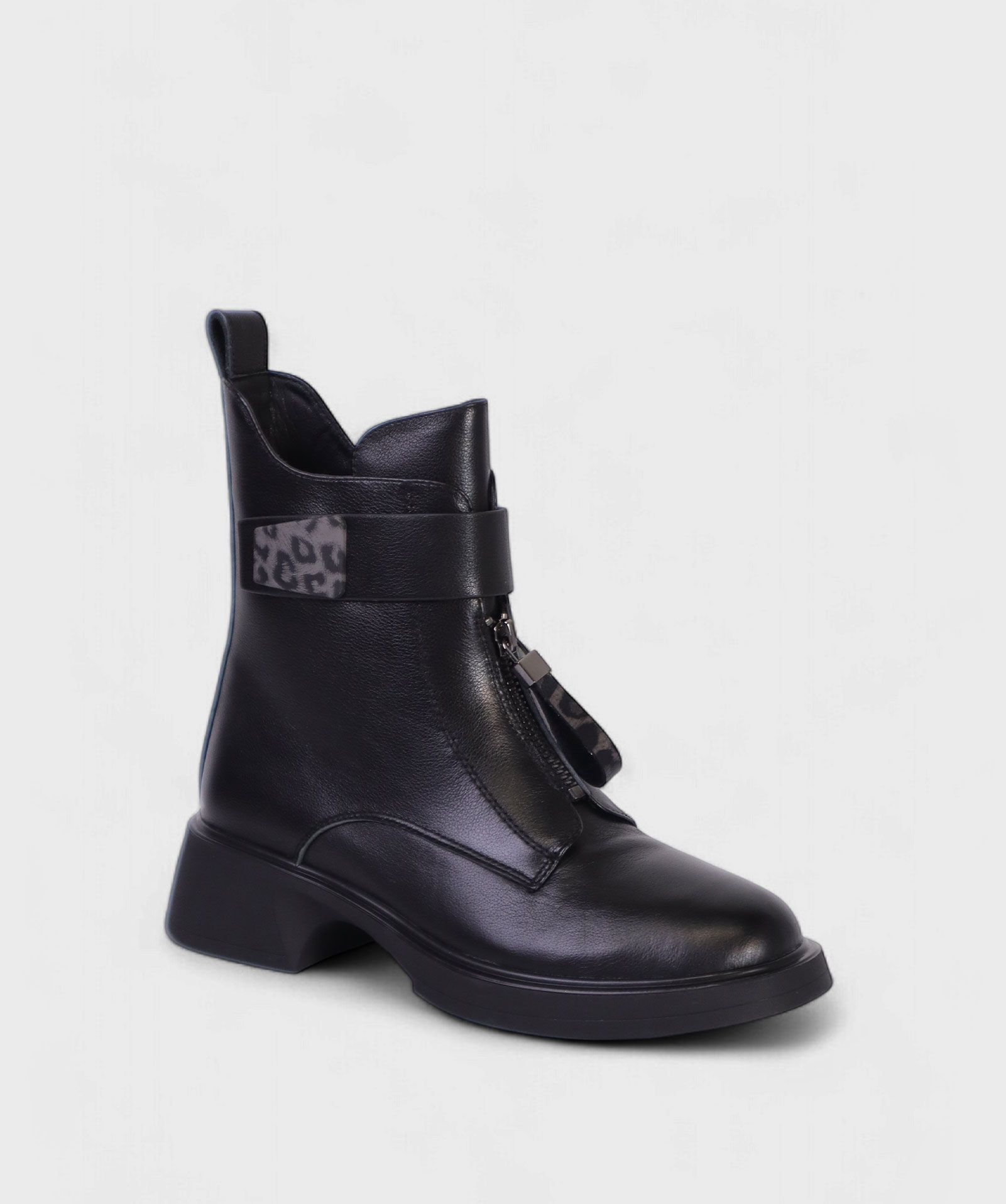 BLACK CATANIA FW25 T562