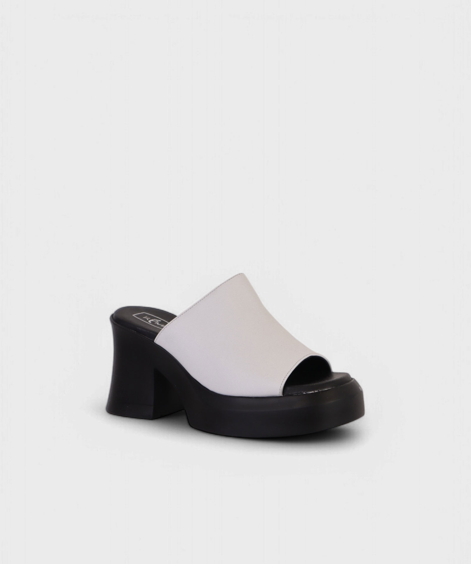 WHITE AL SS25 1721