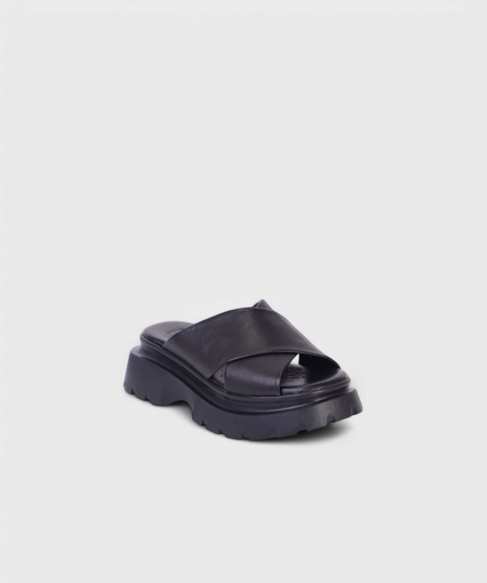 BLACK SA SS25 2519