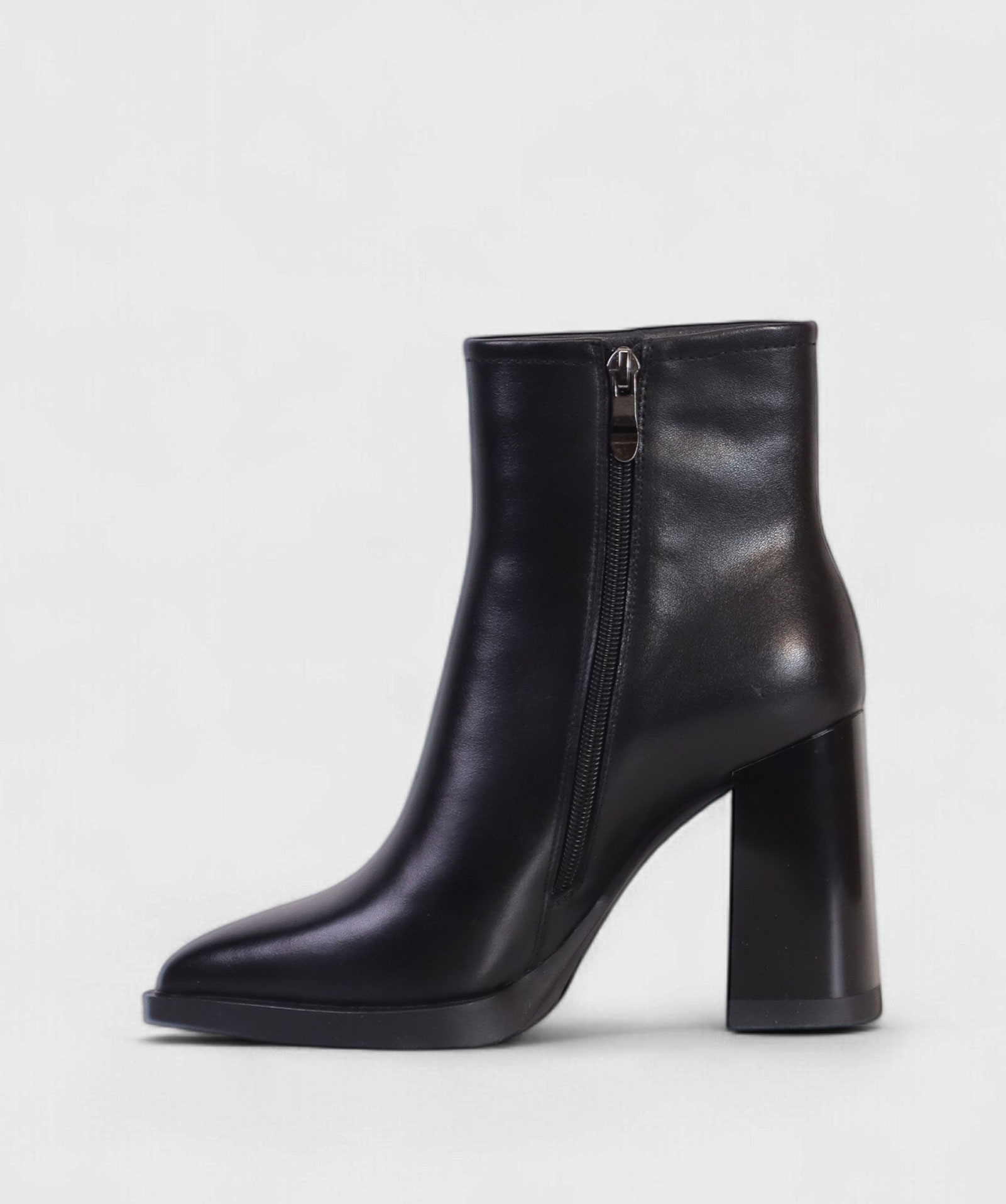 BLACK CATANIA FW25 LV439