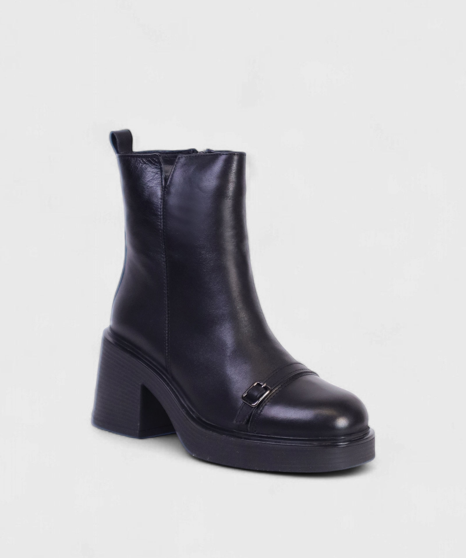 BLACK BIANCA FW25 251207