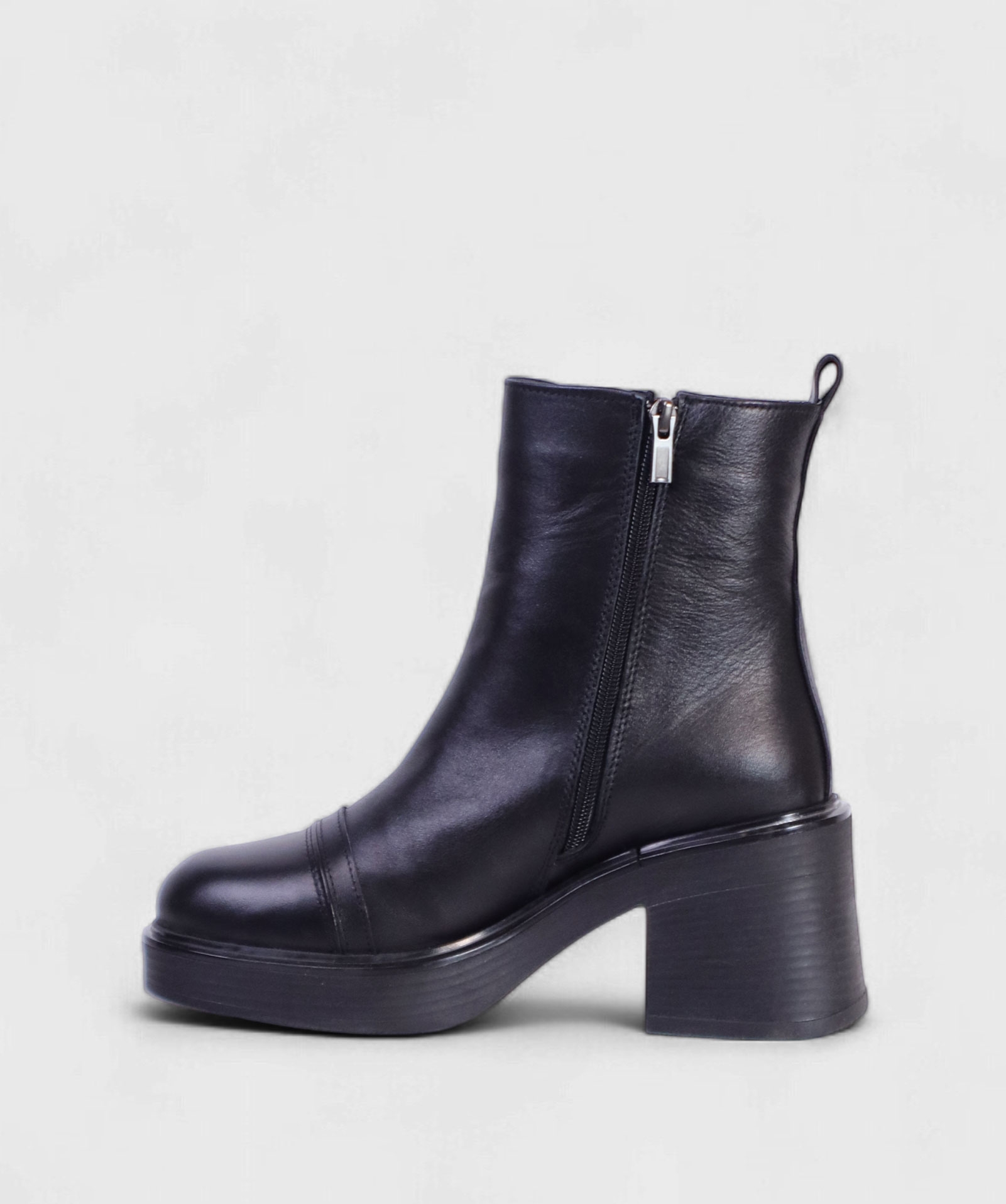 BLACK BIANCA FW25 251207