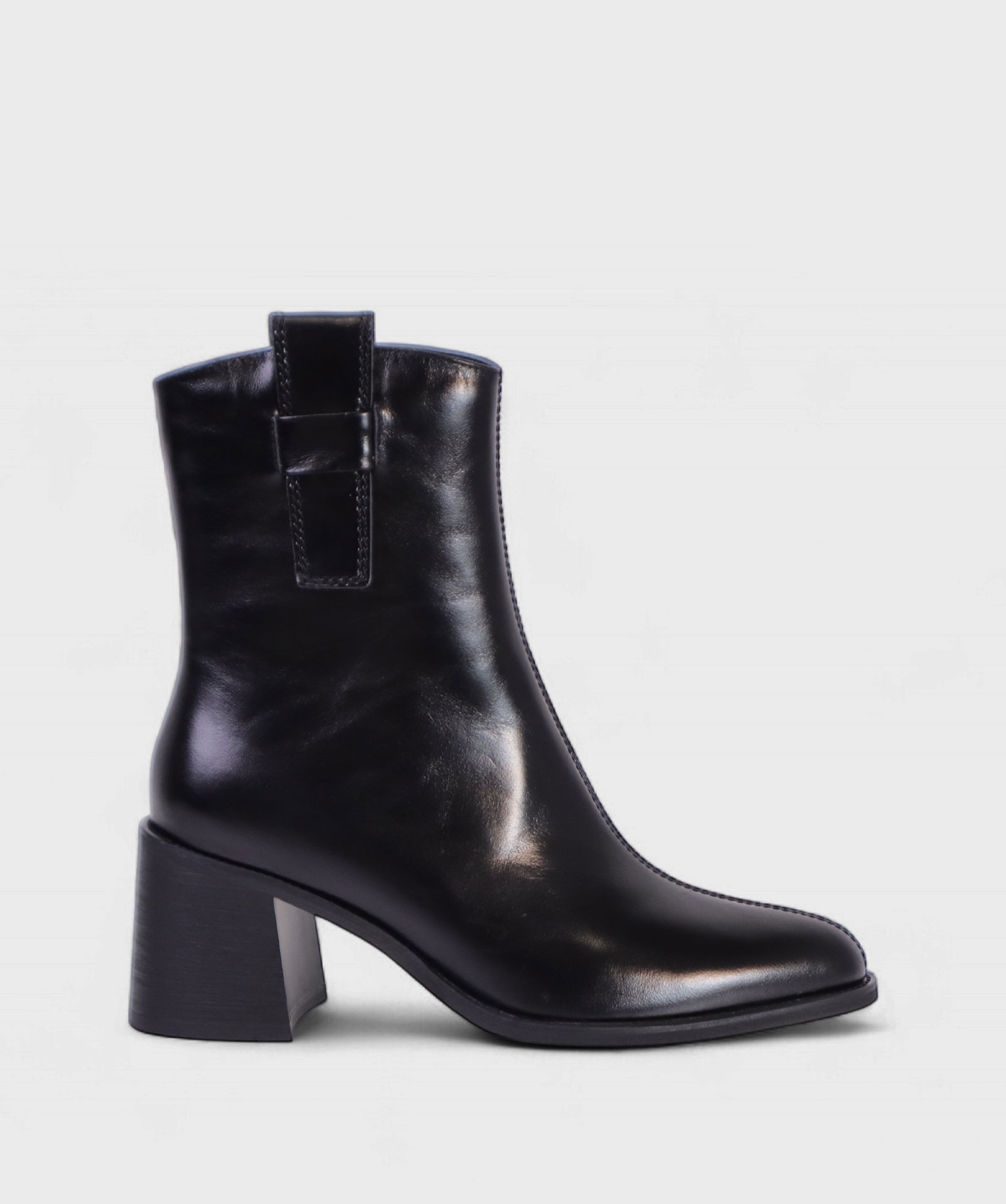 BLACK CATANIA FW25 KMW2511