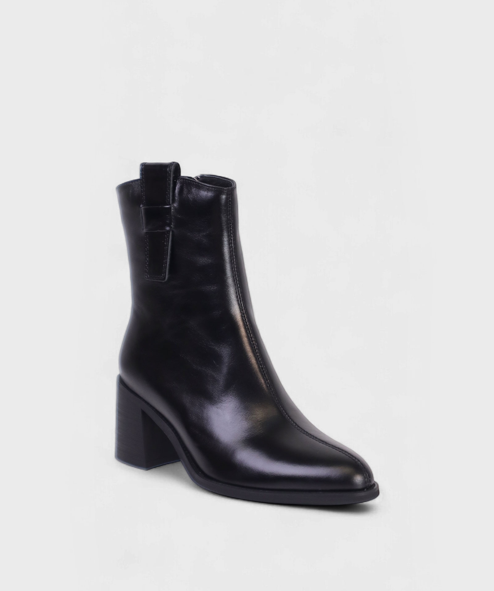 BLACK CATANIA FW25 KMW2511