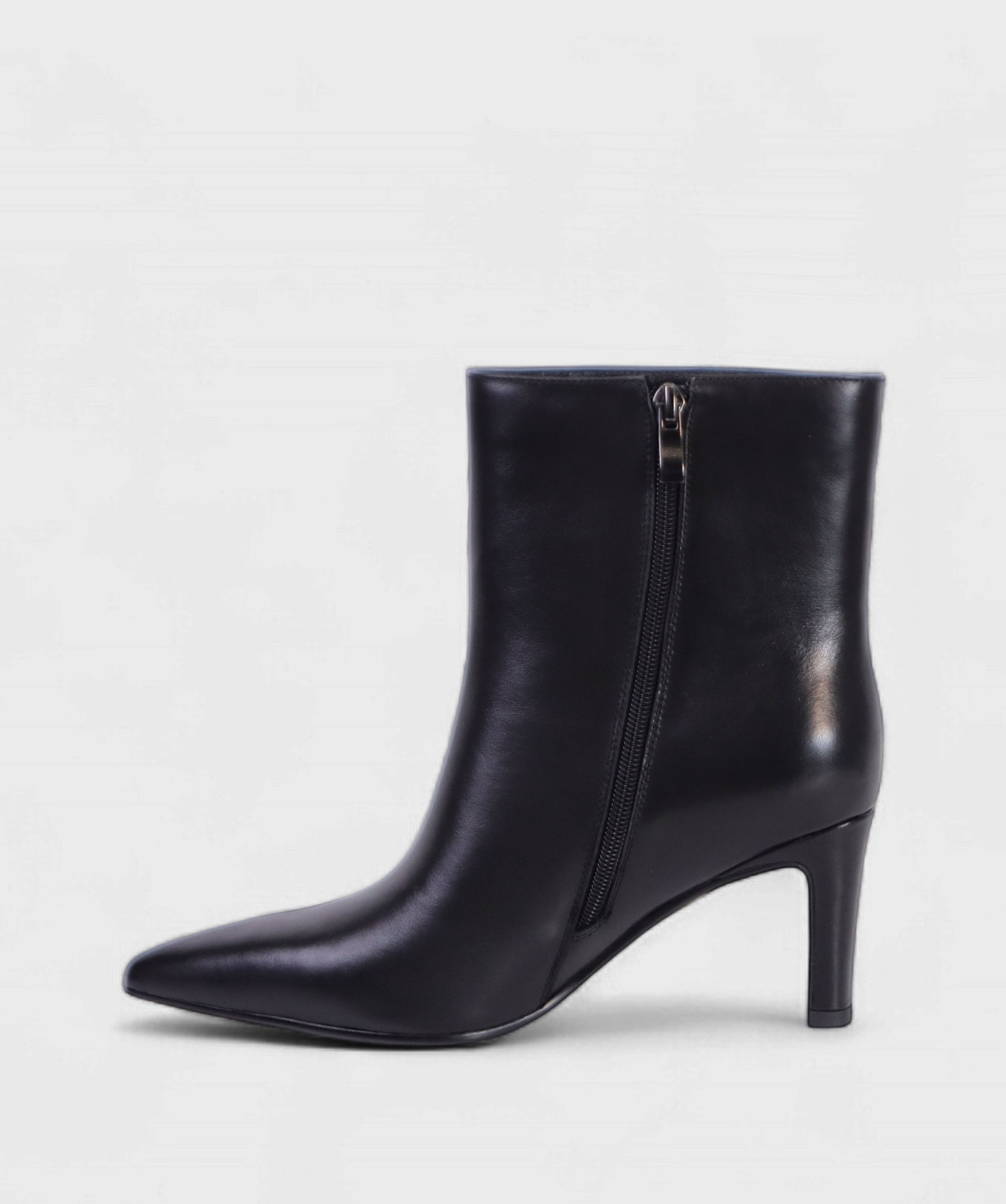 BLACK CATANIA FW25 KMW2501