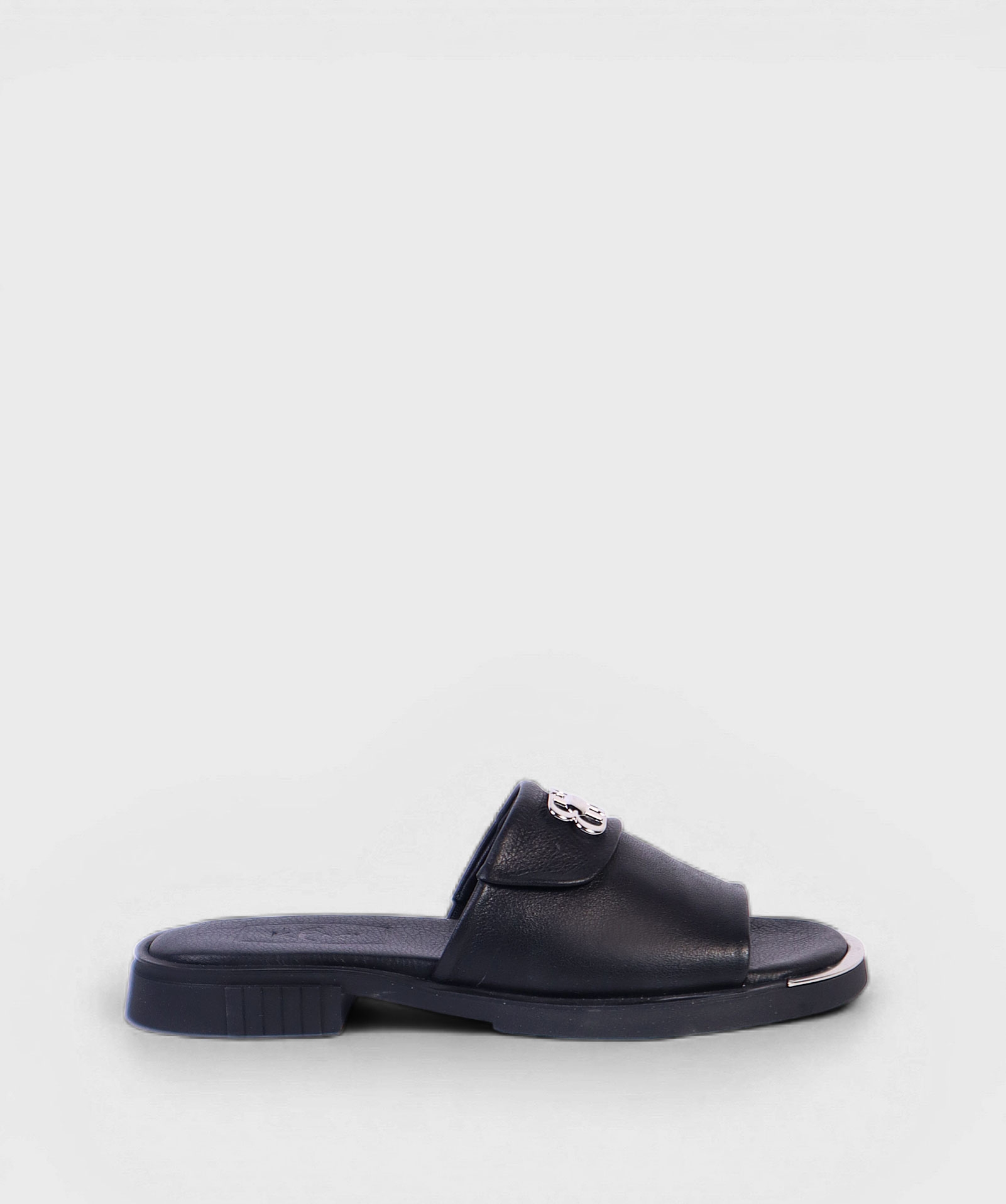 BLACK ZOE SS26 2006