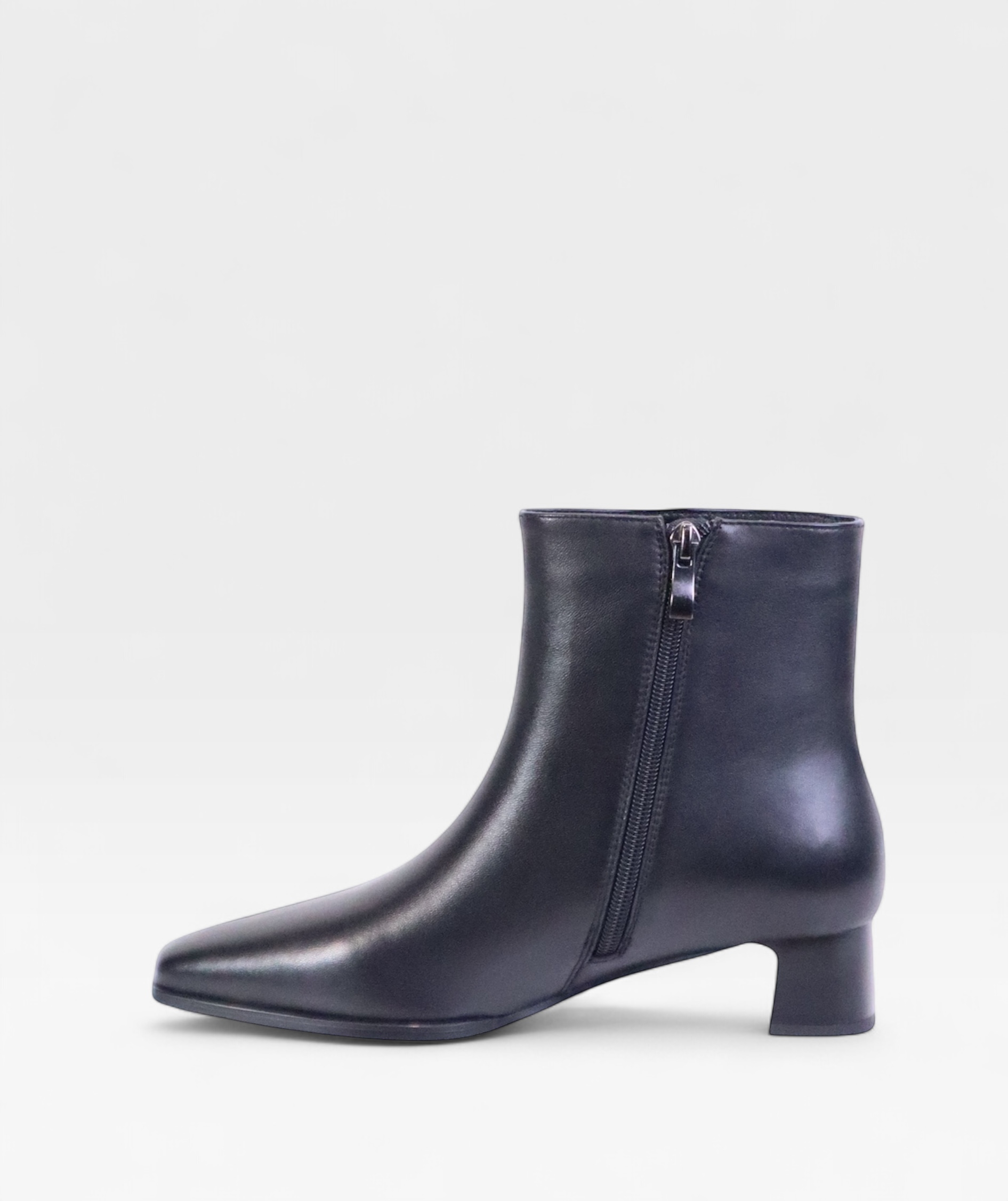 BLACK ICON FW26 2940A1027