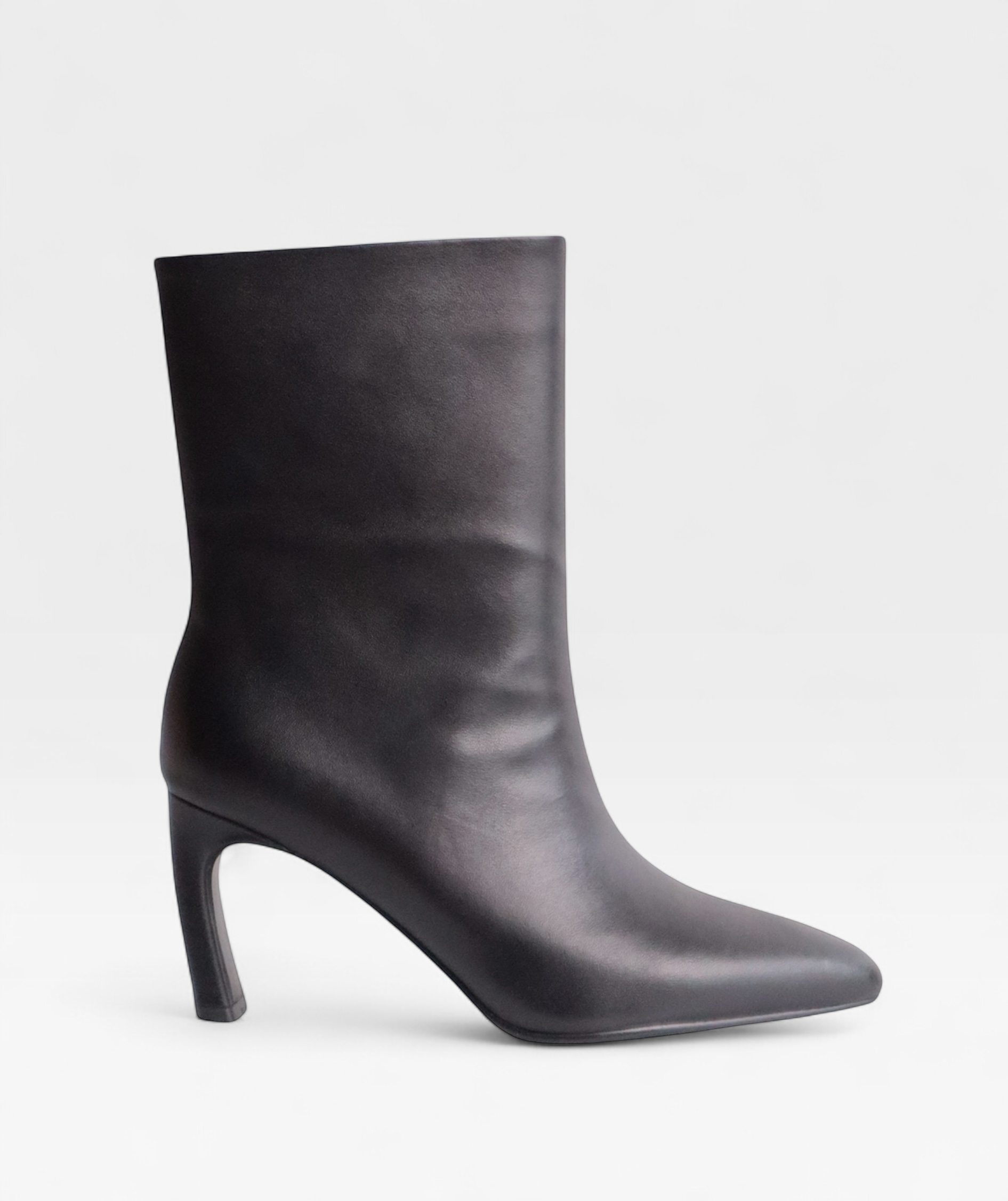 BLACK DAREZZA FW26 W397H572
