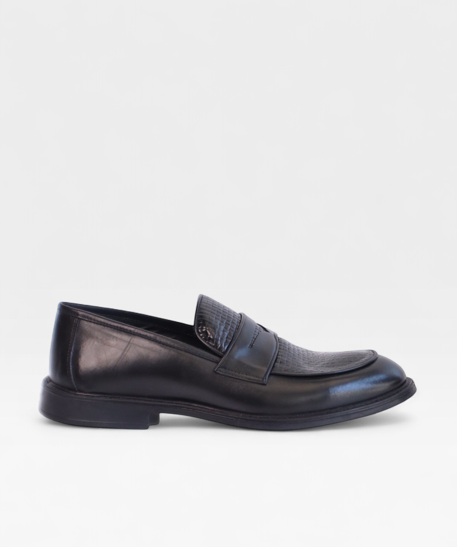 BLACK MARVIN SS26 Y0134