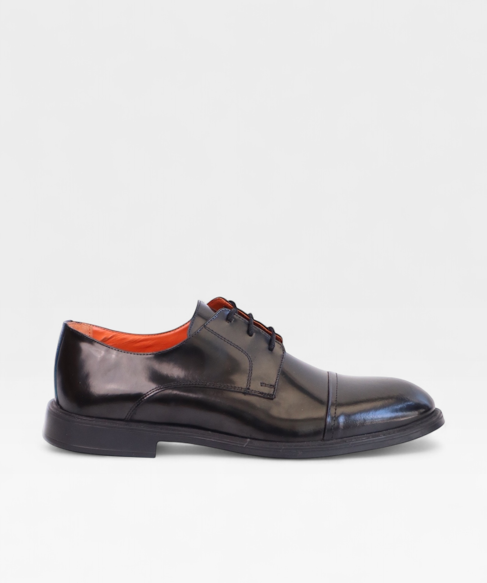 LLAK BLACK MARVIN SS26 Y0117