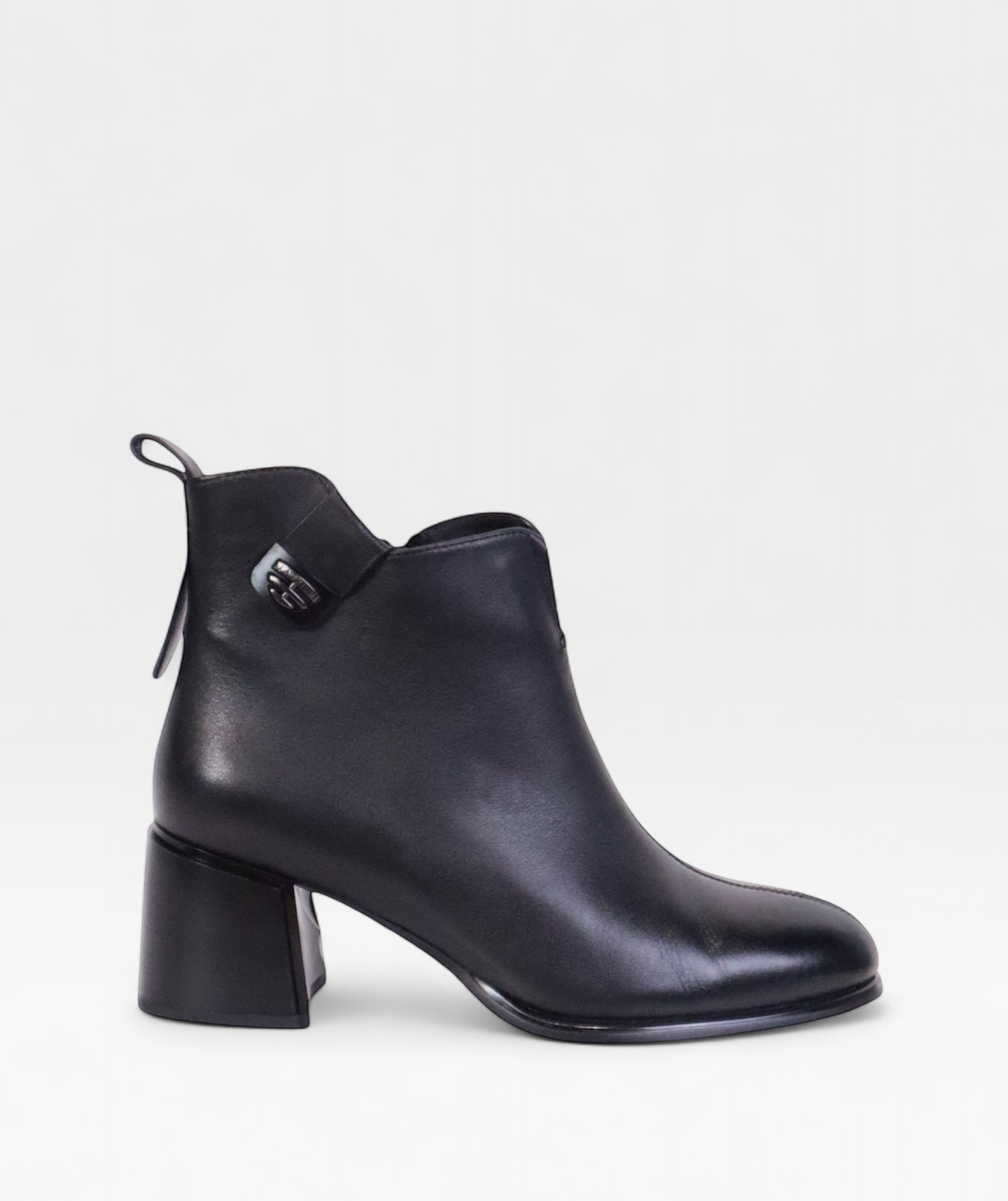 BLACK CAMELLIA FW26 5J187B01