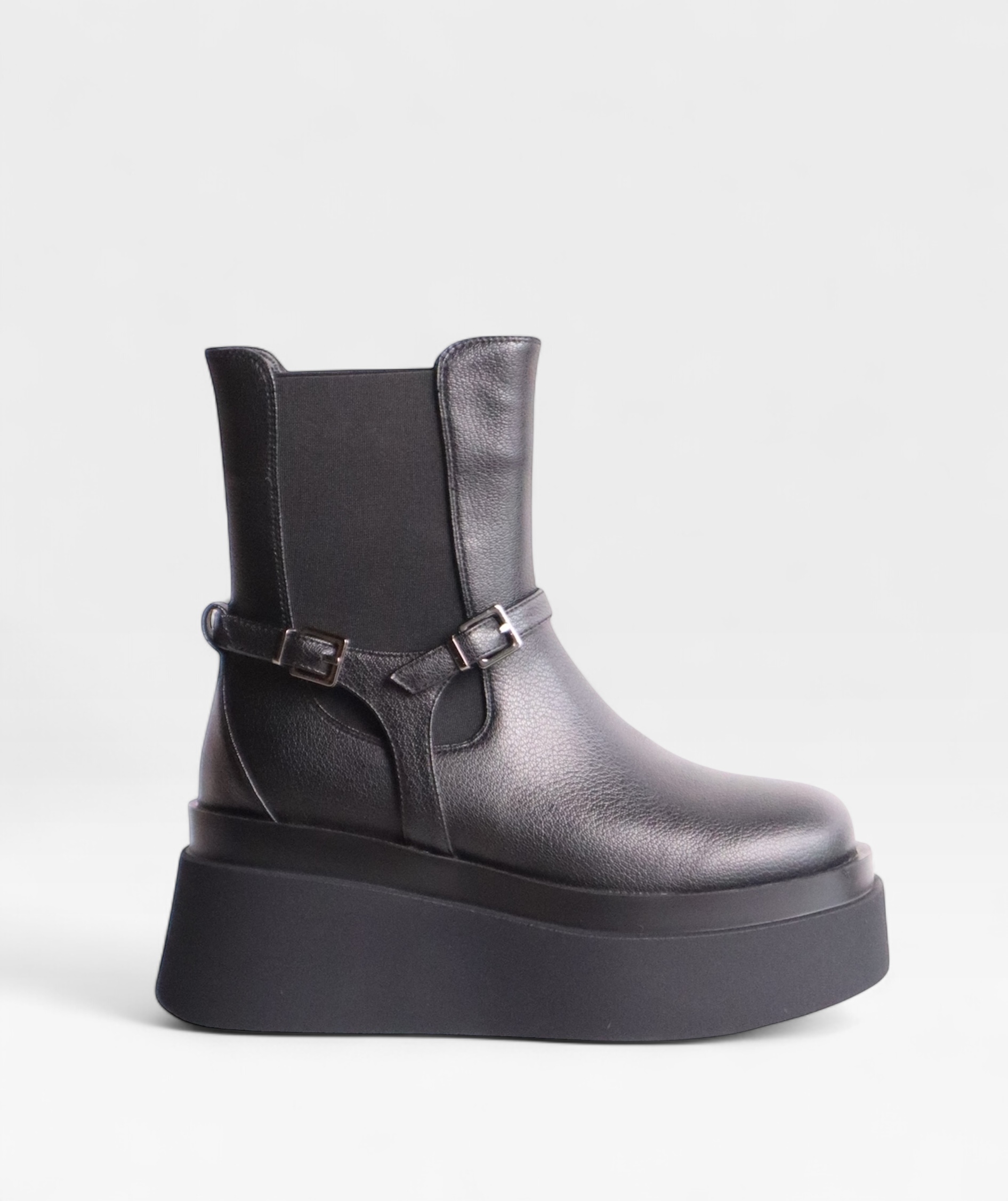 BLACK DAREZZA FW26 A1381K902