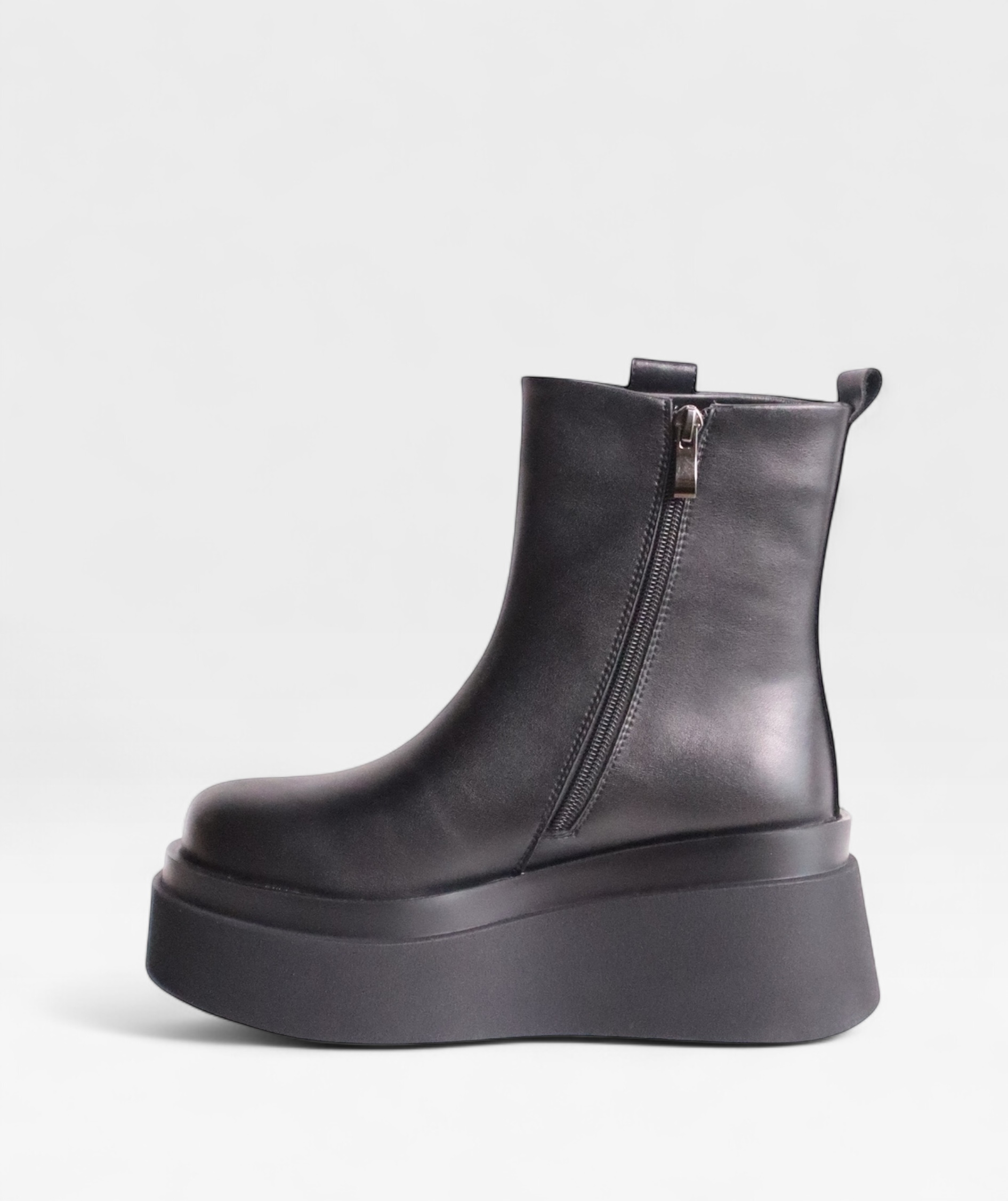 BLACK DAREZZA FW26 A1381K903