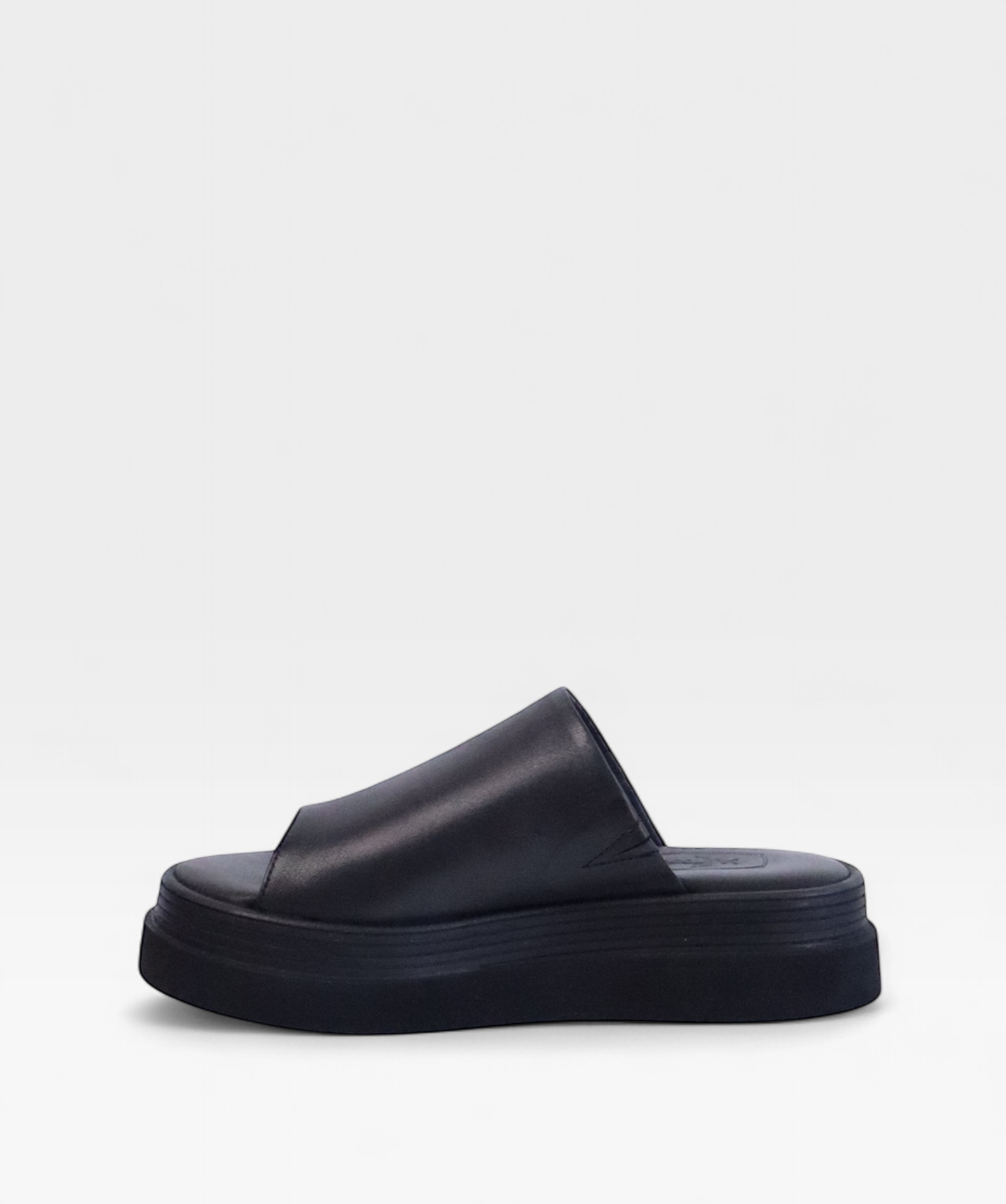 BLACK BARRY SS26 82418
