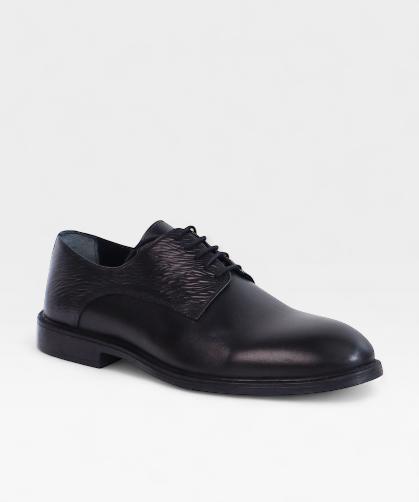 BLACK MARVIN SS26 Y0111