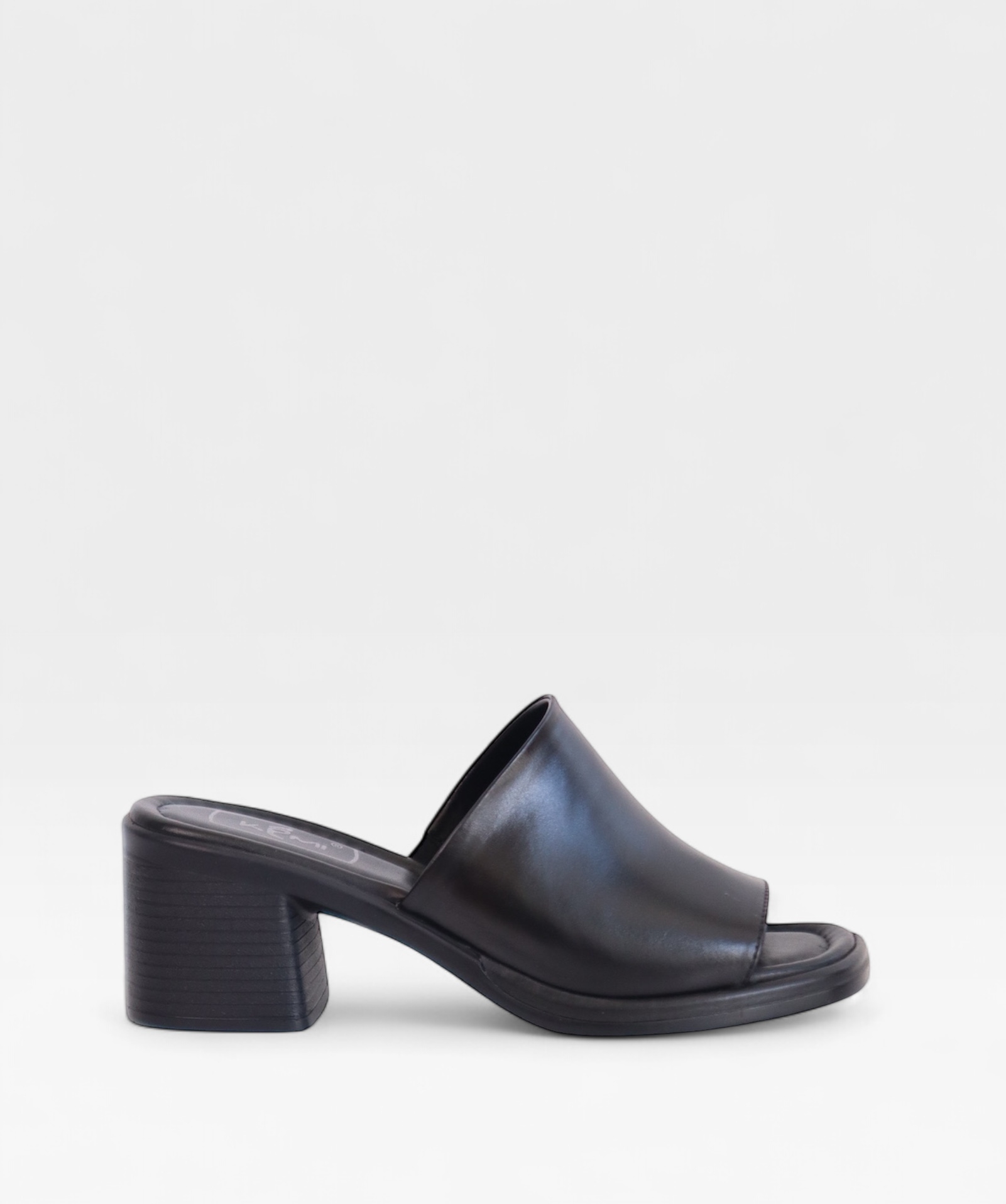 BLACK RAFFA SS26 4917