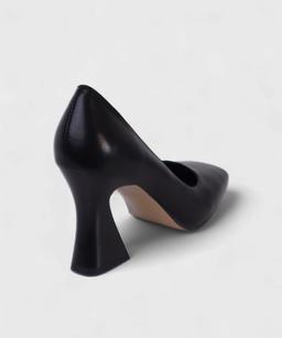 BLACK CATANIA FW25 T49