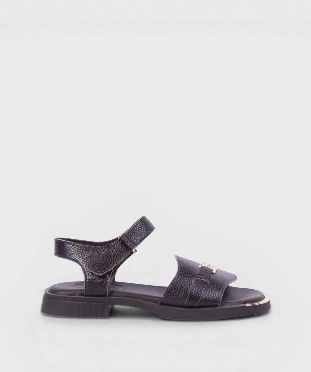 BROWN ZOE SS26 2005