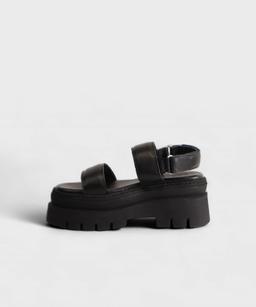 BLACK MILANO SS25 KM240617