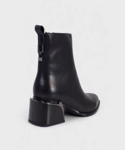 BLACK CATANIA FW25 KMW2519