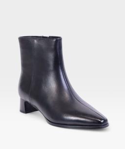 BLACK ICON FW26 2940A1027
