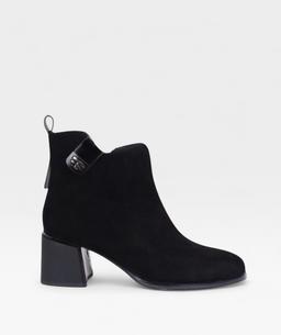 SUEDE BLACK CAMELLIA FW26 5J187B01