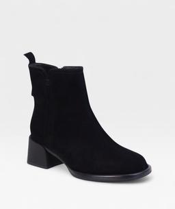 BLACK ICON FW26 2947A1030