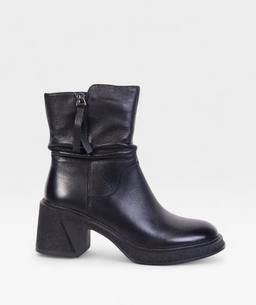 BLACK CAMELLIA FW26 5J230R03
