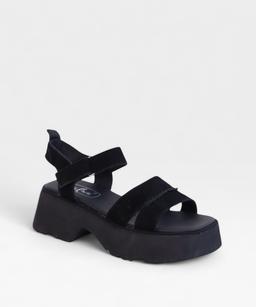 BLACK ZAZA SS26 OS003