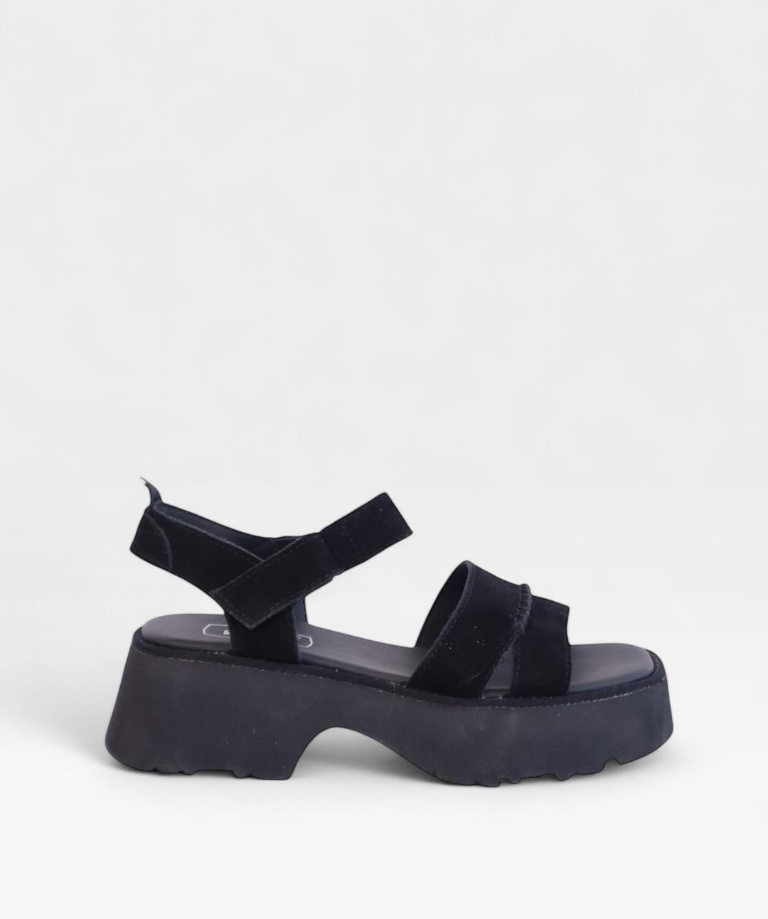BLACK ZAZA SS26 OS003